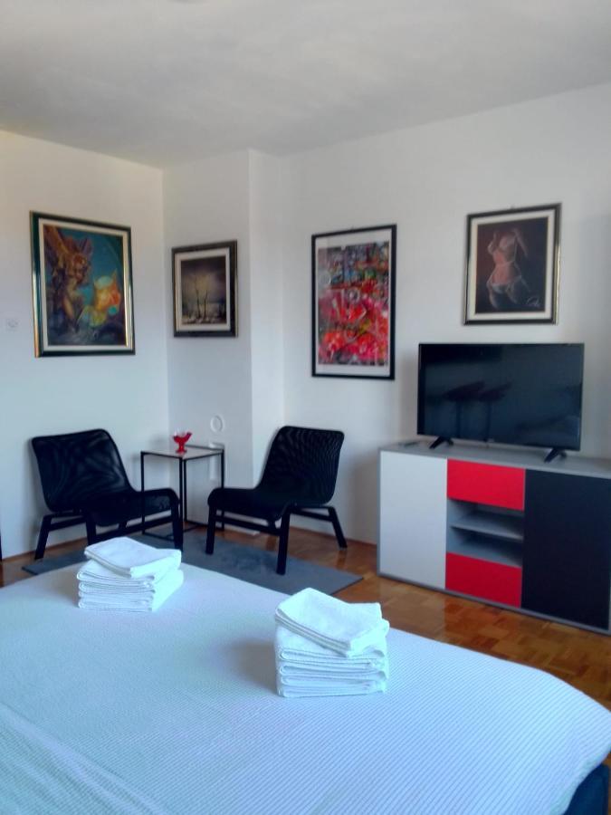 Art Studio Airport Zagreb Velika Gorica Exteriör bild